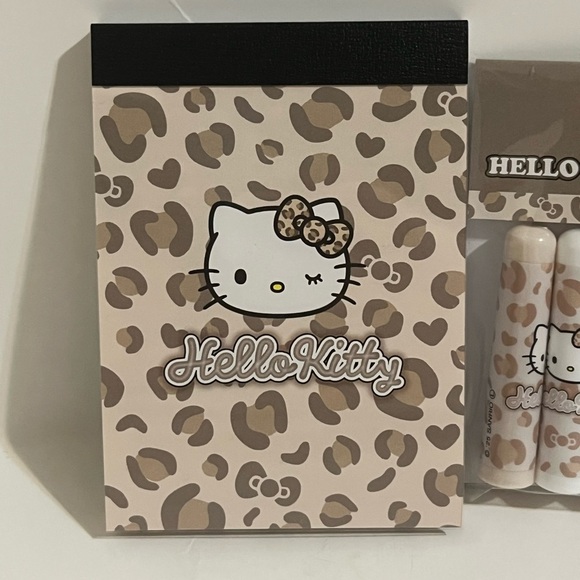 Hello Kitty Brown Leopard Mini Memo Pad, Pencil and Pencil Cap Bundle - Picture 2 of 9